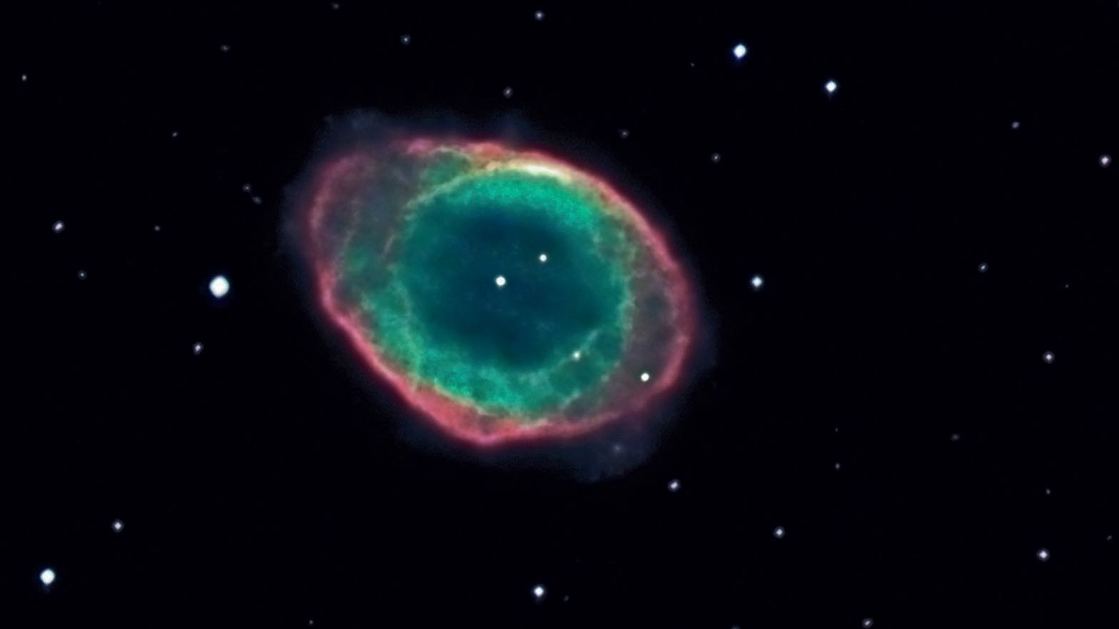 La nebulosa del Anillo en la constelación de Lira. Sebastian Voltmer / CCD Guide