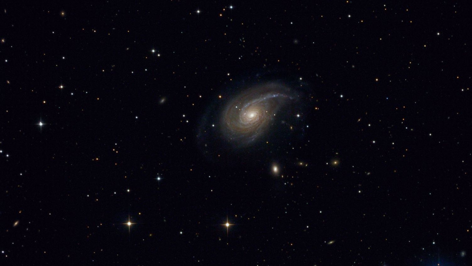 Las galaxias NGC 772 y NGC 770 en la constelación de Aries. Michael Breite, Stefan Heutz y Wolfgang Ries