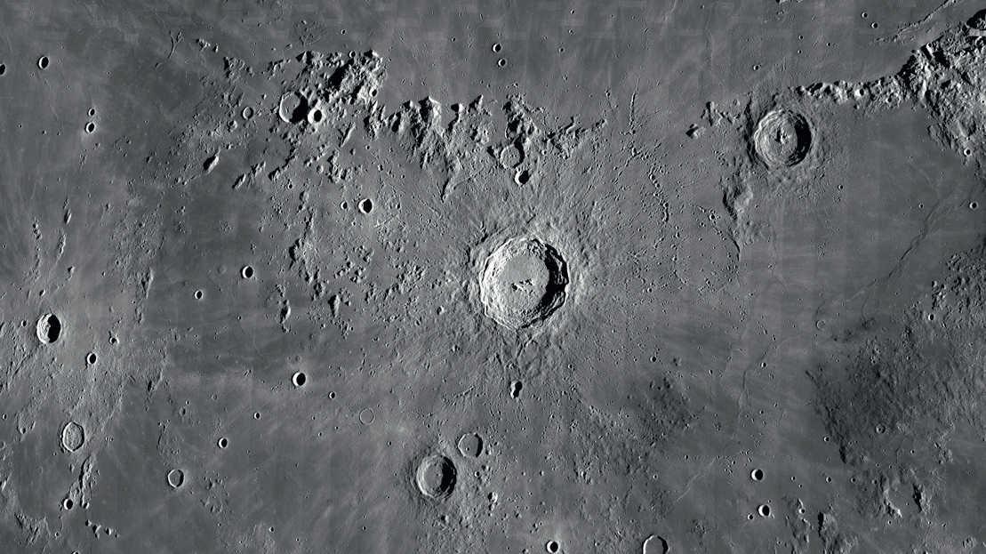Para muchos astrónomos Copernicus es el cráter más bonito de la Luna.
